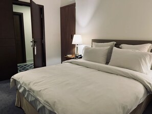 Literie de qualité supérieure, minibar, décoration personnalisée