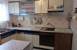 Microwave, oven, stovetop