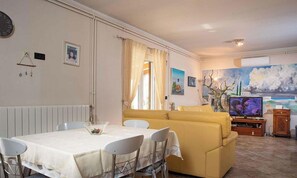 Dining - Holiday home mit Klimaanlage und Pool (Rovinjsko Selo)