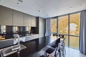 Royal Suite | Private kitchen