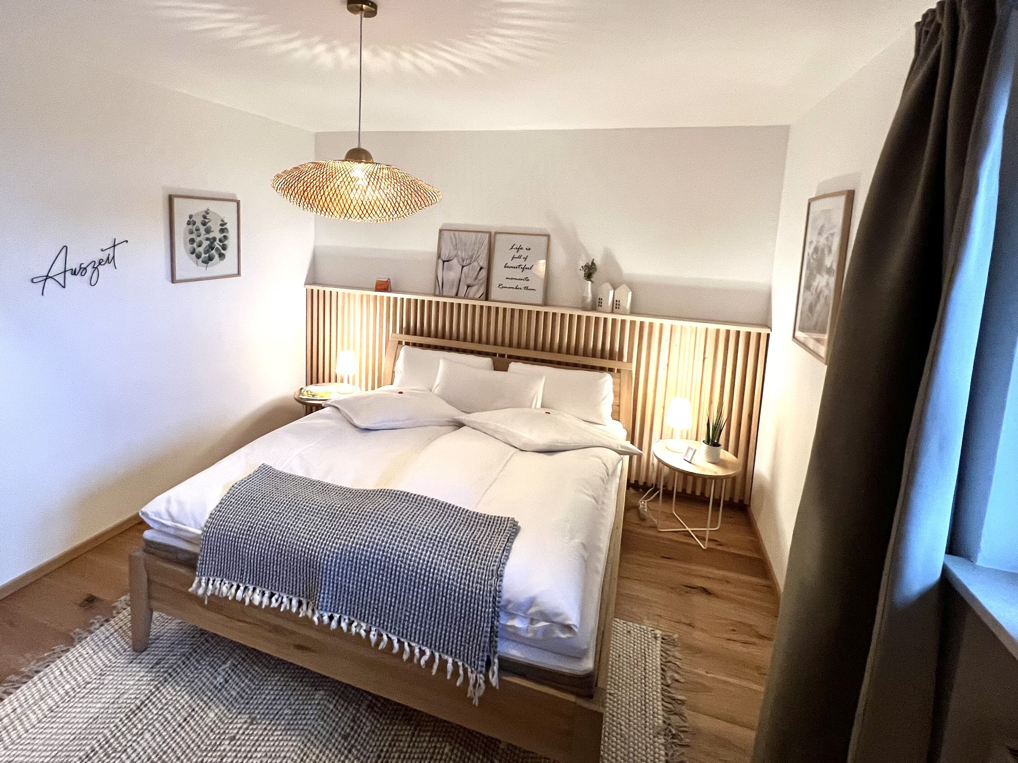 3 chambres, fer et planche à repasser, lit parapluie, Wi-Fi gratuit