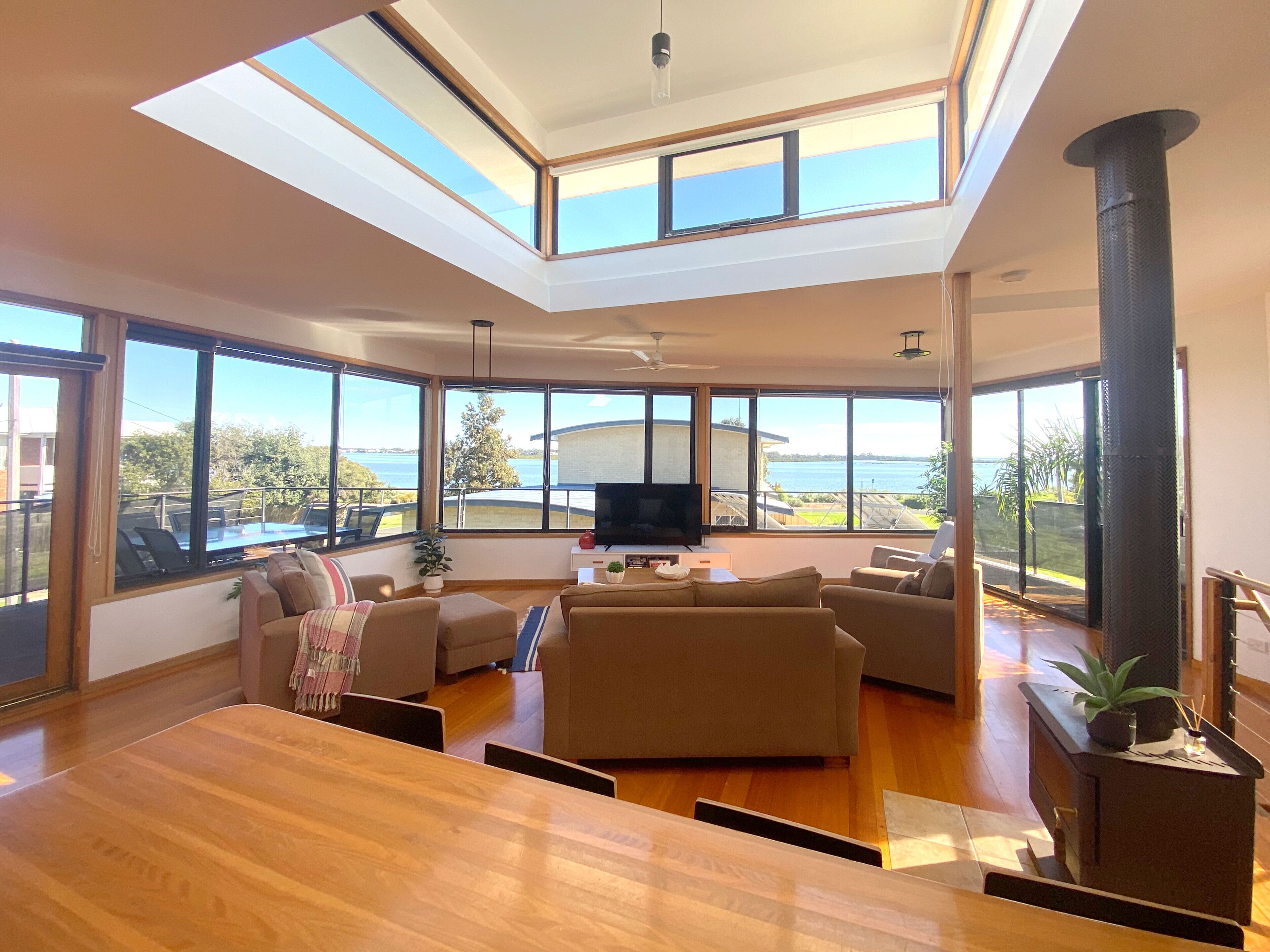 Smart-tv, pejs, bøger