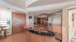 Private kitchen - Luxury Villa. Direct Beach Access. self check-in. (Cape Town)