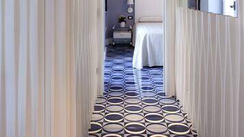 2 Schlafzimmer, Zimmersafe, Bügeleisen/Bügelbrett, WLAN