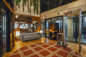 Casino - Royal Tulip Hotel & Casino Tbilisi (Tbilisi)