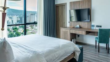 Minibar, safe på rommet, blendingsgardiner og lydisolert