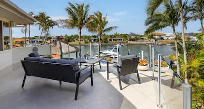 Paradise on Banksia Canal