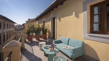Junior-Suite, 2 Schlafzimmer, Terrasse, Stadtblick (Palazzo Baldaccio) | Terrasse/Patio