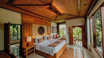 Chambre Familiale, vue jardin (Connecting Room)