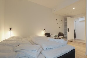 Camera quadrupla | Wi-Fi gratuito, lenzuola