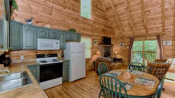 Cabin, 2 Queen Beds, Hot Tub | Private kitchen | Fridge, microwave, oven, stovetop