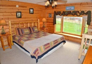 Cabin, Multiple Beds, Hot Tub, Mountain View | 6 bedrooms, free WiFi, bed sheets - A Kings Lodge (Sevierville)