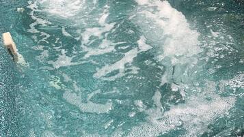 Cabin, 1 King Bed with Sofa bed, Hot Tub | Outdoor spa tub