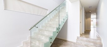 Modern 4 bedroom home, in quiet suburban street