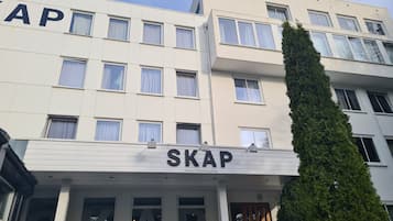 Mặt tiền nơi lưu trú