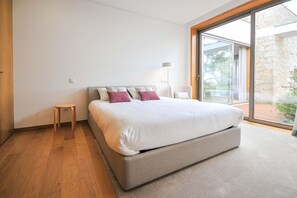 5 bedrooms, Internet
