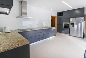 Fridge, microwave, dishwasher, toaster