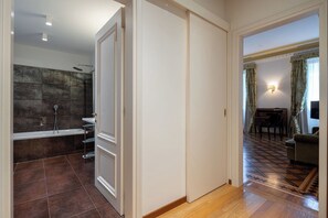 Shower, hair dryer, bidet, towels - Ca' del Glicine (Venezia)