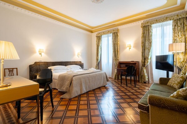 6 Schlafzimmer, Bügeleisen/Bügelbrett, WLAN, Bettwäsche