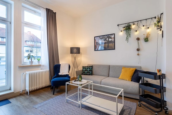 Smart TV, books, stereo - Apartment 54 - Holiday apartment Bad Arolsen (Bad Arolsen)