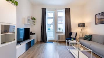TV connectée, livres, chaßne hi-fi