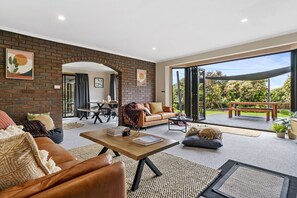 Smart TV, fireplace, books