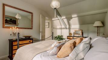 Căn hộ Cao cấp | 2 phòng ngủ, bộ trải giường bằng vải cotton Ai Cập