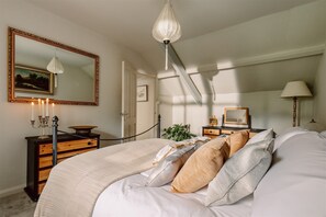 Luxury Apartment | 2 bedrooms, Egyptian cotton sheets, premium bedding, free WiFi - The Stables - Charming rural bolthole (Newton Abbot)