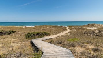 Playa en los alrededores