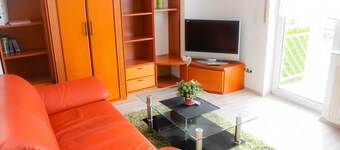 Vacation apartment Spatzennest-quiet location-near field-forest quarry pond