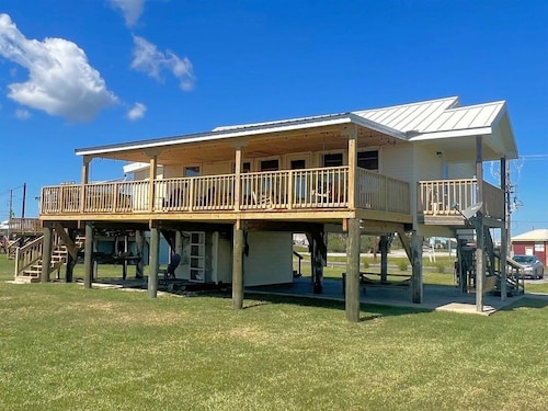 Humble Heaven - Beachfront - Island Realty