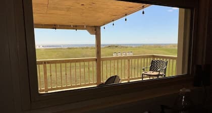 Humble Heaven - Beachfront - Island Realty