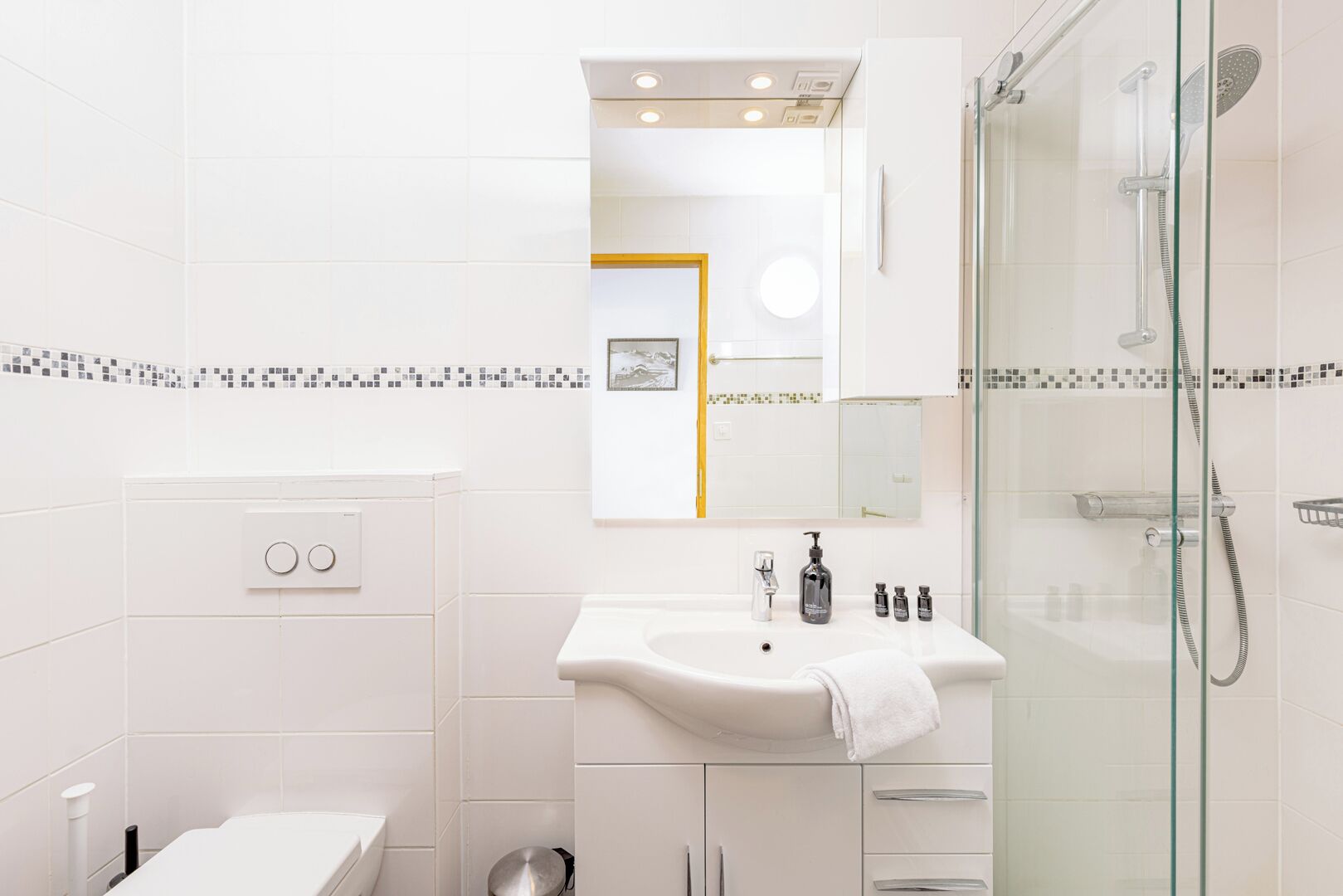 Căn hộ (2 Bedrooms) | Sơ đồ bố cục