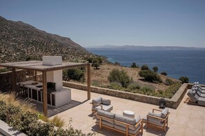 Terrace/patio - ArtOikia Villas – Thalassa, By Hellocrete (Saktouria)