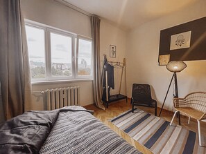 1 chambre, fer et planche à repasser, Wi-Fi gratuit