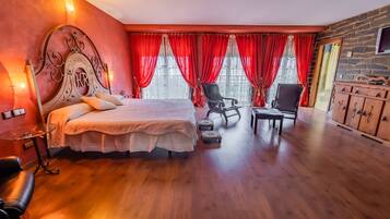 غرفة مريحة | تجهيزات عازلة للصوت وواي فاي مجانًا وملاءات أسرّة