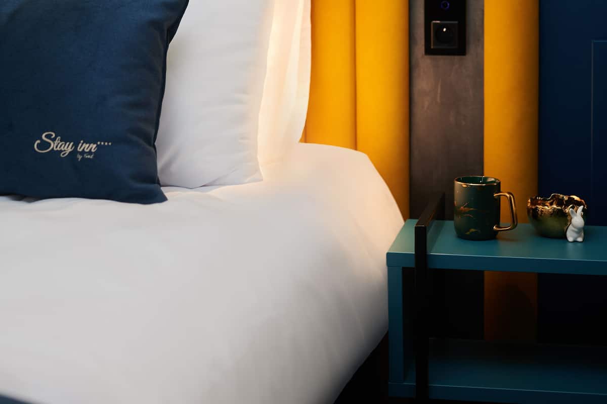 Habitación económica doble | 1 dormitorio, ropa de cama de alta calidad, caja fuerte y escritorio