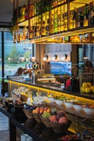 Petit déjeuner buffet servi tous les jours en supplément