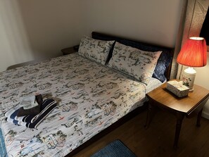 1 bedroom, free WiFi, bed sheets