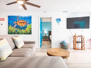 Smart TV, DVD player - Palm View Lakehouse · Pool · Spring Lake · Dock (Holmes Beach)