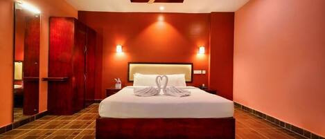 Frette Italian sheets, premium bedding, down comforters, in-room safe