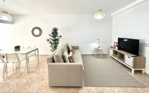 TV - Sun II - City centre by HD PROPERTIES (Vilamoura)
