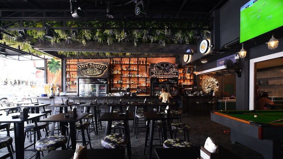 KOKO Hostel- Adults Only