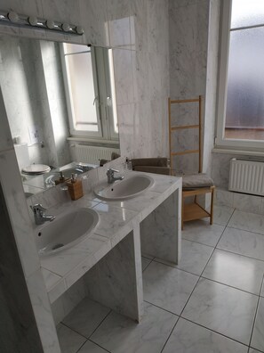 Family Apartment | Bathroom | Hair dryer