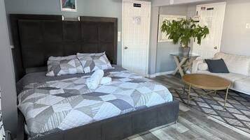 1 bedroom, WiFi, bed sheets