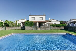 Pool - Vacation Home "Villa Romaní" with Pool & Private Terrace (L'ESCALA)