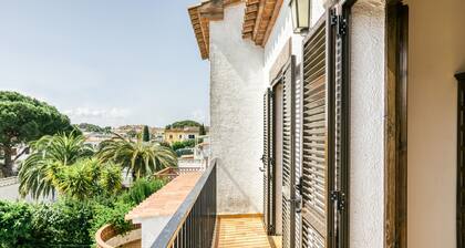 Maison de vacances "Casa Saguer" avec terrasse, jardin et piscine