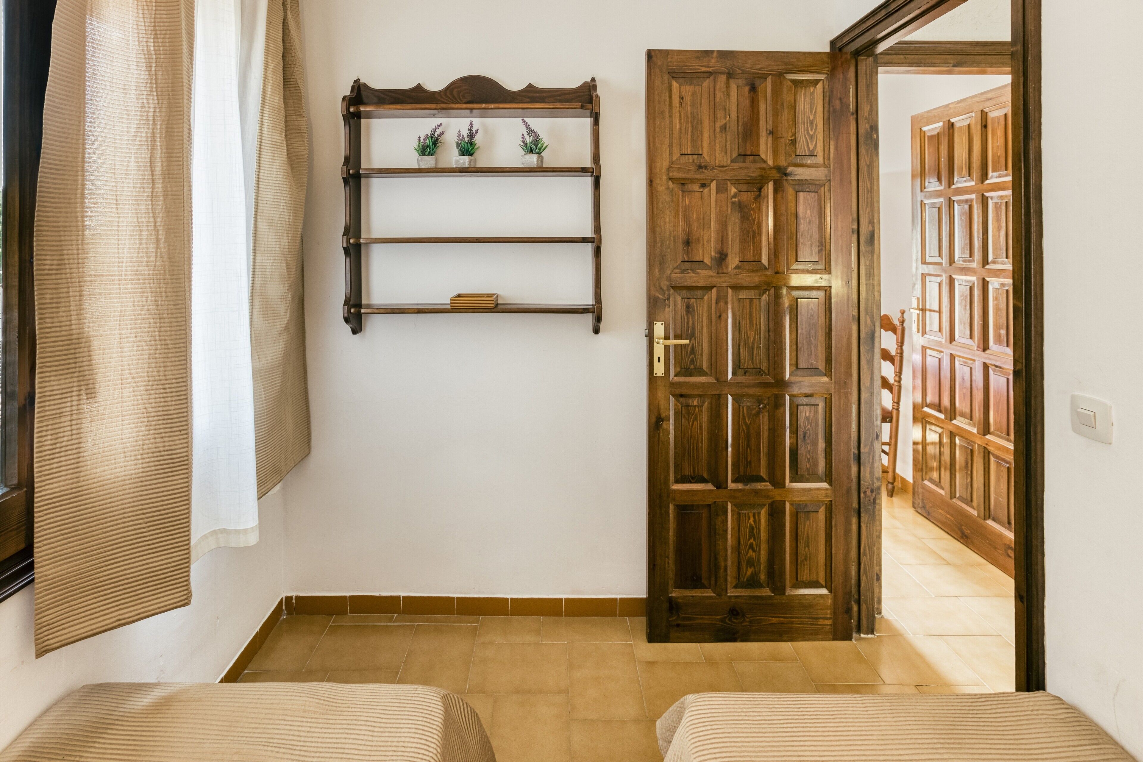 3 habitaciones, wifi gratis y ropa de cama 