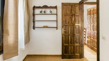 3 habitaciones, wifi gratis y ropa de cama