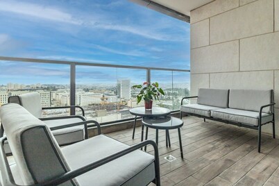 Magical 2BR/Parking with amazing view in city gate